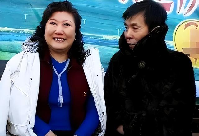 艺术家何庆魁：75岁高龄被儿子爆料，他嫖不动了，每月1万就够花