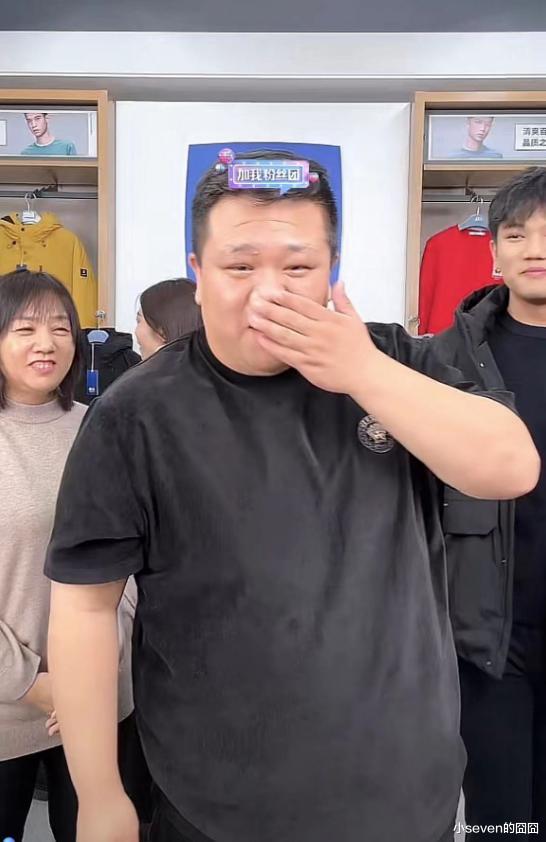 谢清帅带货直播翻车,首次出场10万人在线,套路太多败坏路人缘