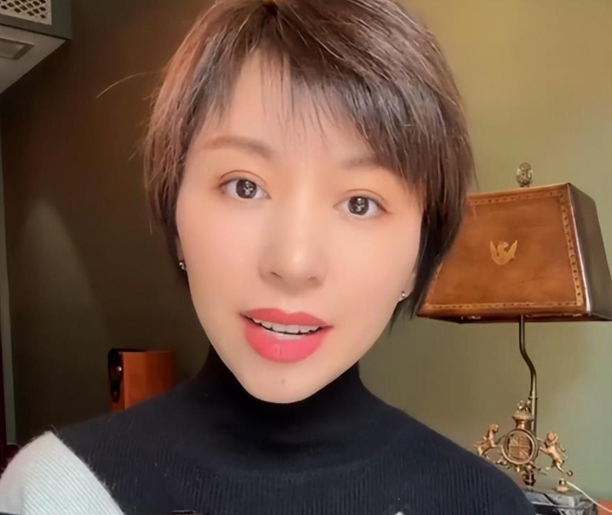 王楚然|曝新闻联播主持欧阳夏丹离职,旅游现身简陋面馆