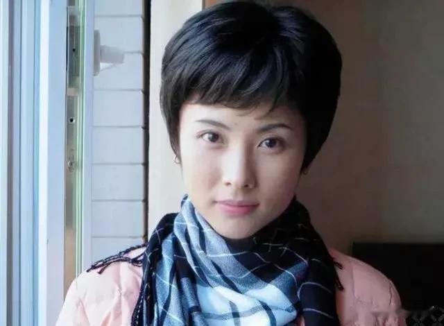 41岁结婚生子,却被老公骂同性恋,看她如何从痛苦婚姻中崛起?