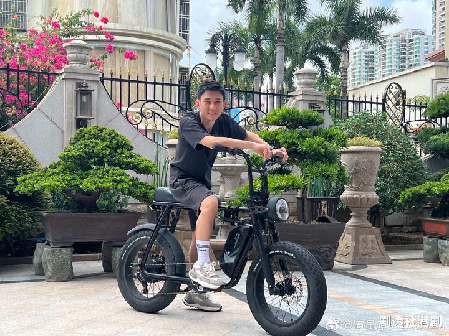 TVB|TVB离巢男星北上开店!亲自开车送外卖毫无架子,曾续约遭拒绝