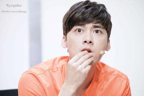 李易峰|李易峰:我错了!