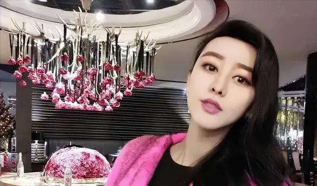 花800万整容成范冰冰，嫁给了主刀医生，何承熹后来怎么样了？