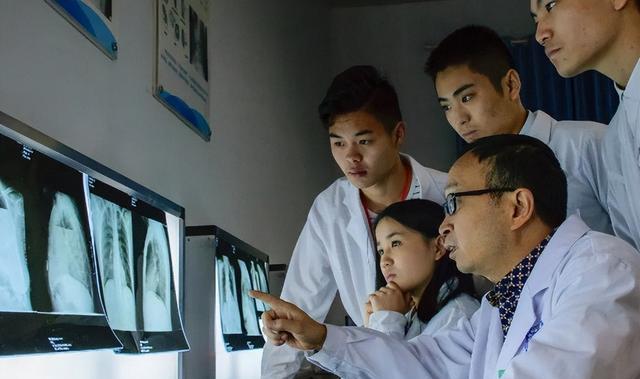 穿衣搭配|多地三甲医院招聘遇冷,多个编制类岗位无人报名,原因出乎意料