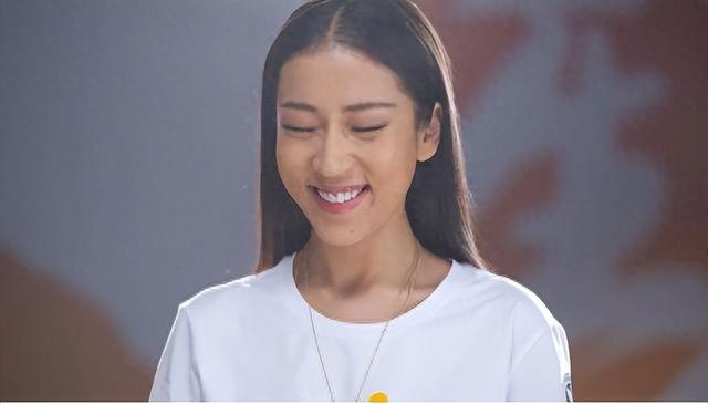 卖惨炫富当小三,没有底线的绿茶女!歌唱得好也不是她的遮羞布!