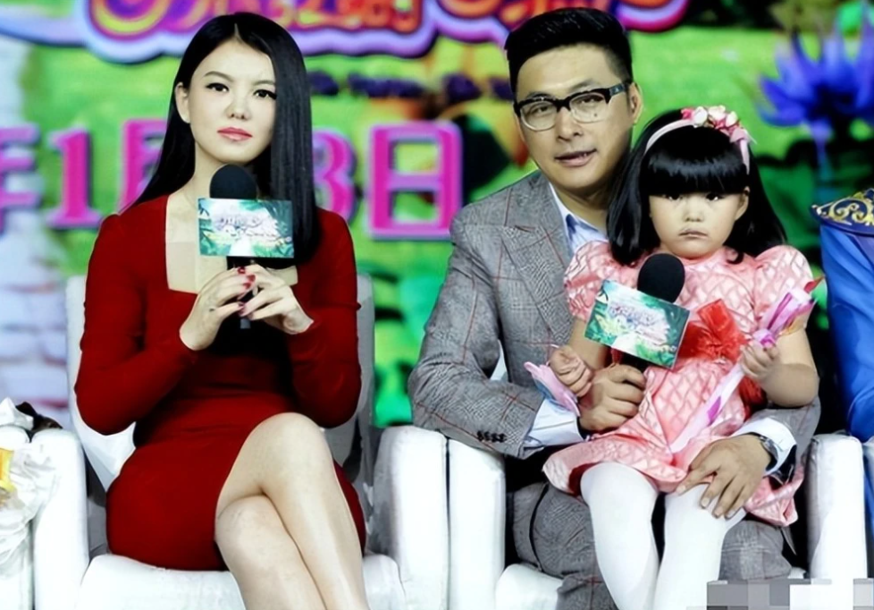 星二代13岁王诗龄晒油画,水蜜桃栩栩如生,网友:估价上百万