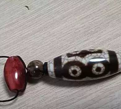 这几种一眼假的手串，尽量就别带出去了。