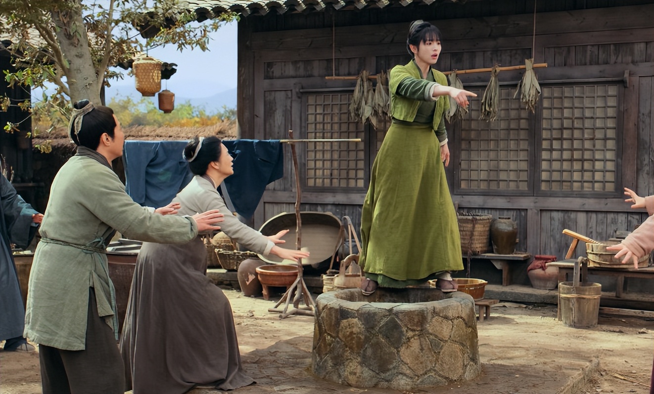 仅播4集，田曦薇新剧夺飙升榜第一，网友：今年难得挑不出刺的剧