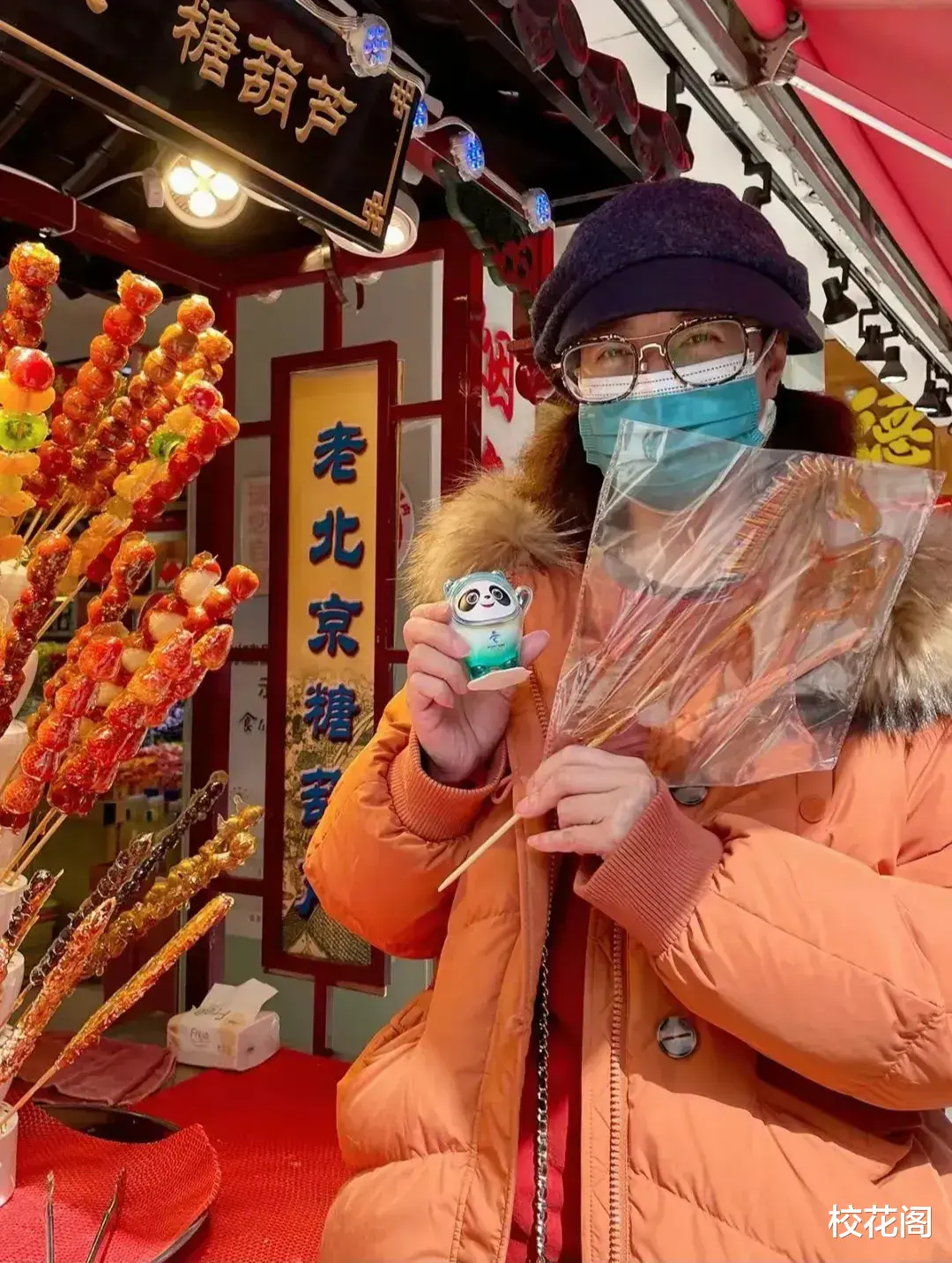 港媒对周海媚太绝情，吐槽她在香港无楼无车，坐吃山空，去北京养病