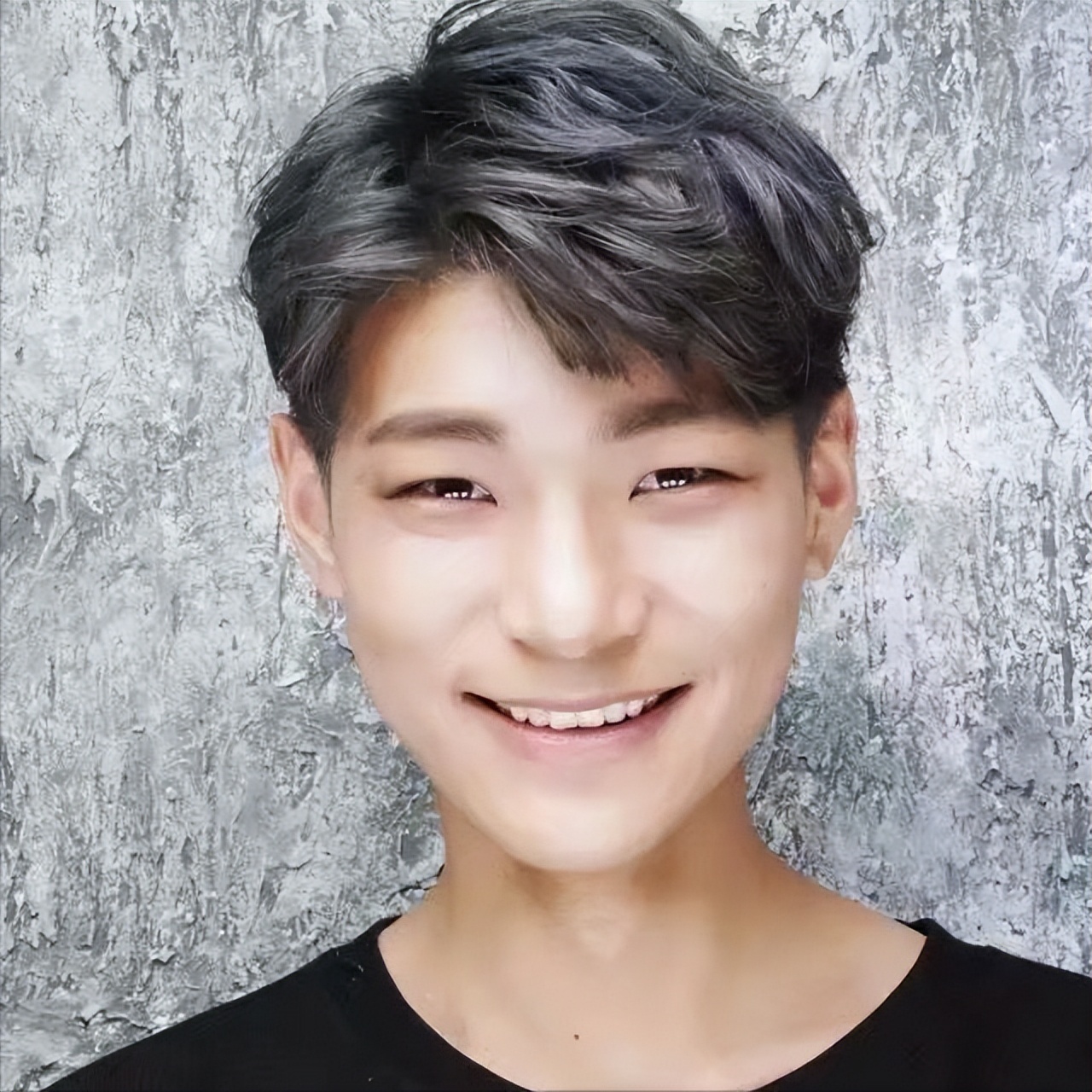 不只是帅气!男士发型也能玩出花样,你心动了吗?