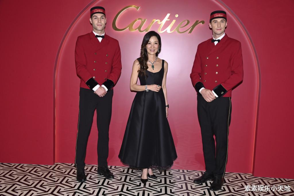 大S|莫文蔚中式旗袍带老公参加珠宝展，何超琼杨紫琼尽显高贵