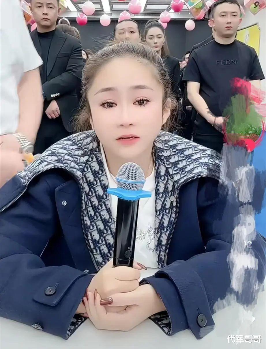 30岁网红刘野去世!被同事连捅数刀身亡,2天前发文意味深长