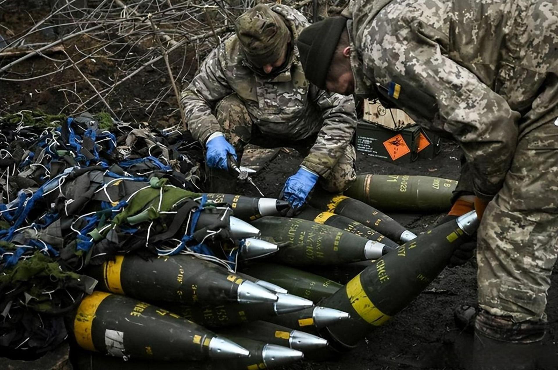 局势突变，美发出紧急通知，白俄将有大事发生？俄罗斯要如何应对