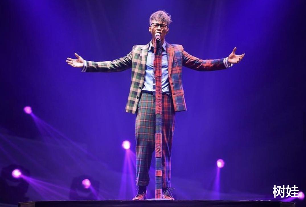 33岁TVB艺人娶日本女友,拒绝移民国外,称在当地只能做便利店员