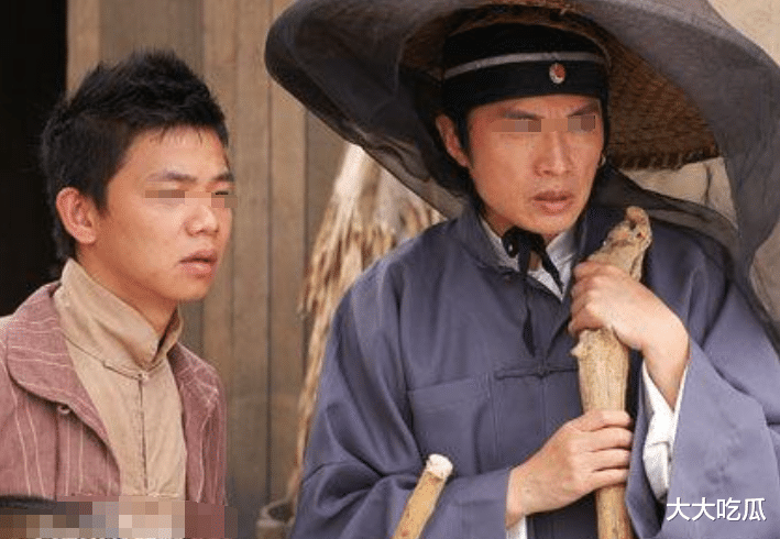 天呐!曝交往7年都没钱结婚,分手后火速找到情人?