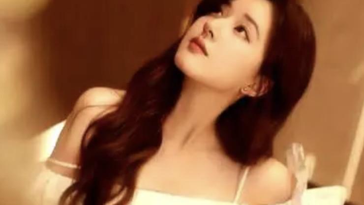 赵露思25岁惊艳众人，绝美身段饱满吸睛，好身材展现无遗令人赞