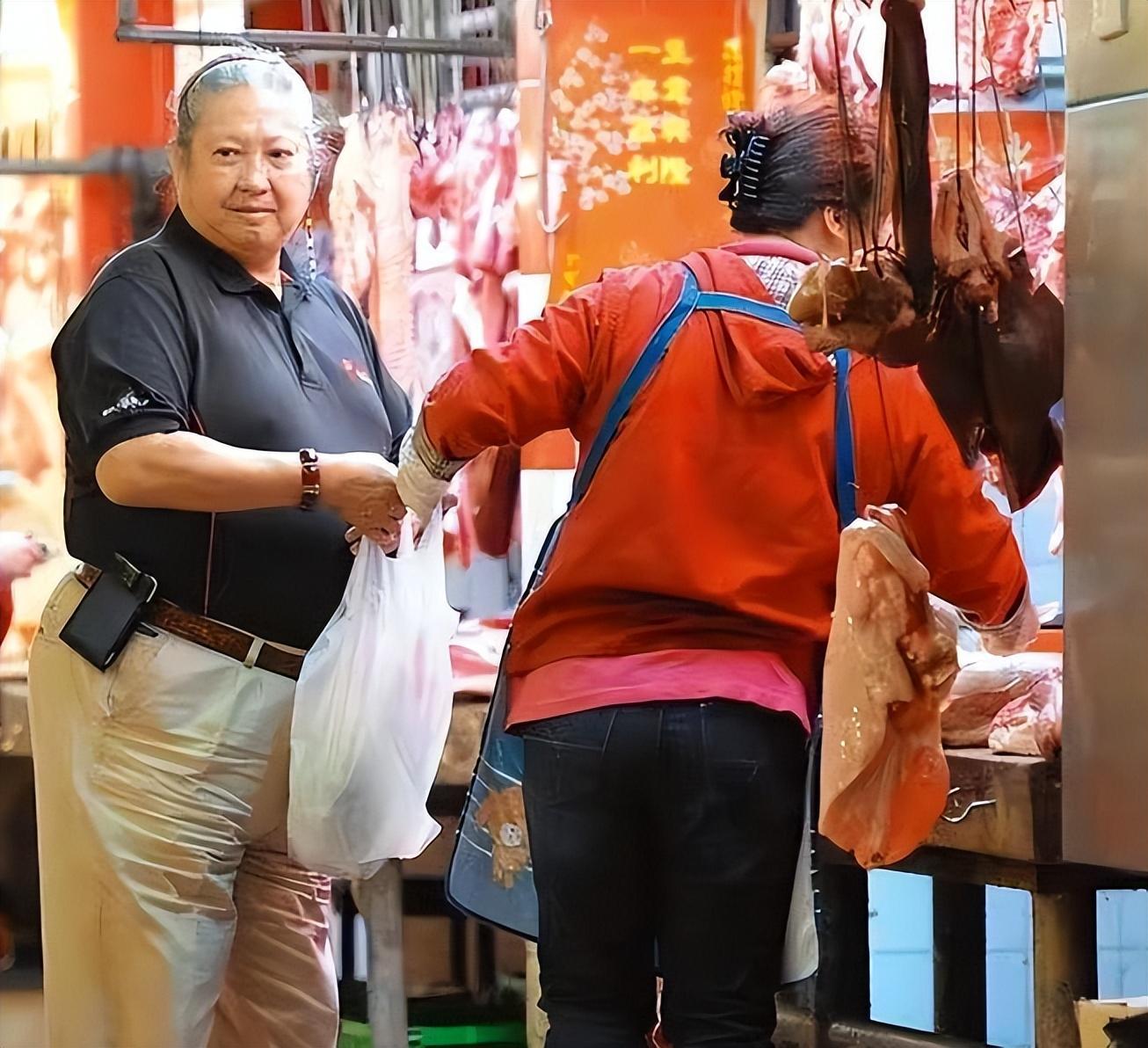 洪金宝：我不在乎钱，如果以我当年的财力，现在可能是半个李嘉诚