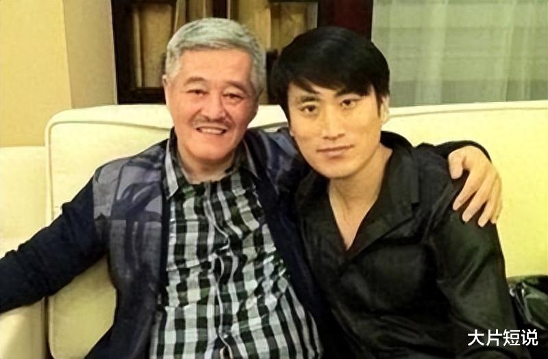 “赵玉田”高调大婚! 劳斯开路桌桌茅台,赵本山出场方法引热议