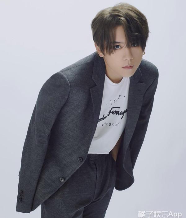 姜涛|香港审美严重降级?港娱顶流被误认工作人员,只能活在精修里?