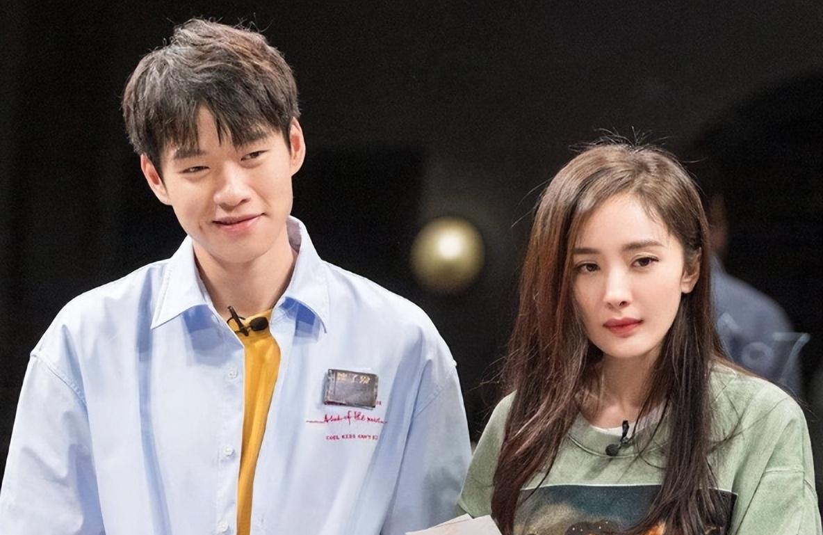 杨幂版“硅胶娃娃”日本展览，宅男成主要消费者，网友：收钱了吧