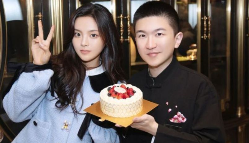 张大大|《跑男》成都路透，张大大baby甜蜜比心，1米75张大大暴露身高