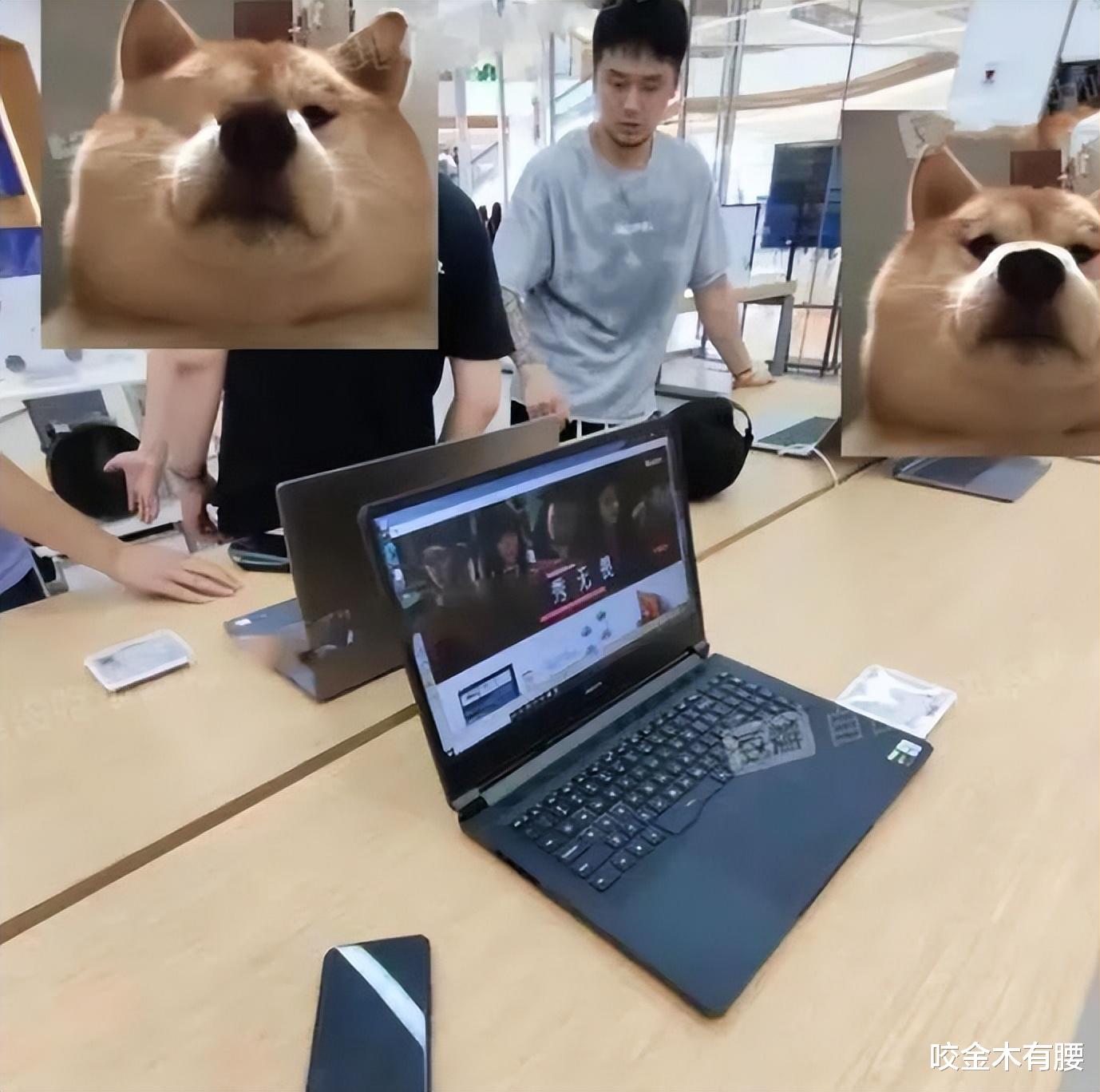 蒋劲夫商场买手机被偶遇，右手满纹花臂超显眼，网友调侃像社会人