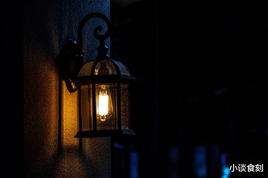 春联|明日除夕，提醒：1不关，2要做，吃3样，忌2事，喜迎龙年讨个彩头