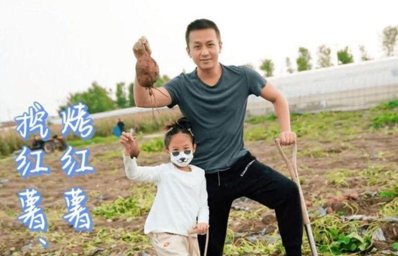 蔡依林|狗仔曝邓超孙俪两人已体面离婚,真假难辨引发热议