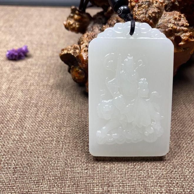 |李理谦:你知道佩戴玉器有什么风水讲究吗?玉石佩戴的风水禁忌!