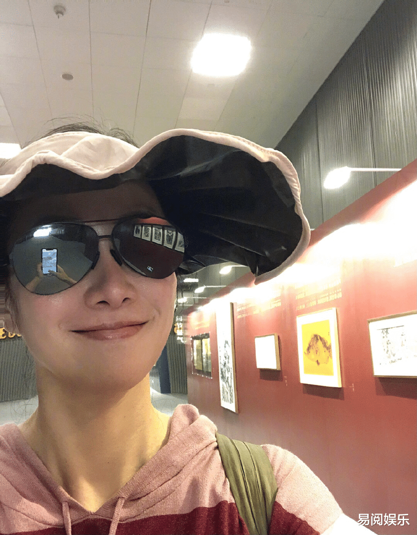 叶璇跑杭州当志愿者,服务老外英语流利,43岁风韵犹存