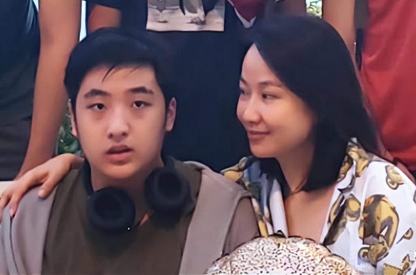 吴镇宇|吴镇宇14岁儿子近照大改变！身高达1米81，体格壮实已超过爸爸