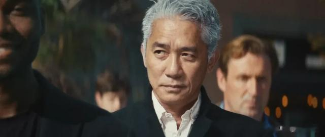 梁朝伟人设崩塌?网友:他就这么缺钱吗?