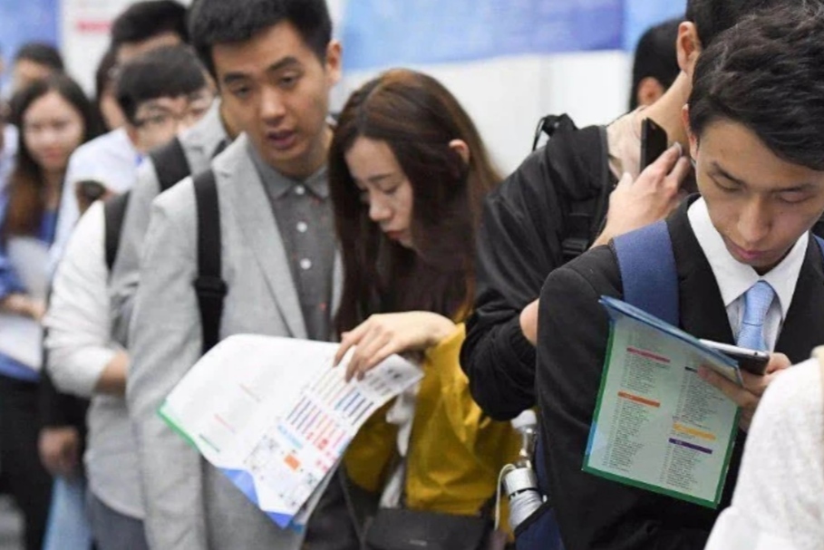 上海市|上海211硕士吐槽月薪5500,文科就业难引爆争论,事实果真如此?