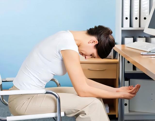 50岁左右女性，身材胖点好还是瘦点好？标准体重列出，对照看看