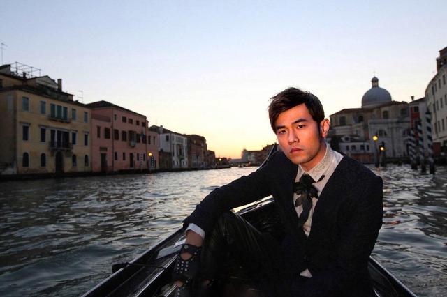 成龙|口水能过敏,天生没子宫,这10位明星的“隐疾”,困扰他们许久