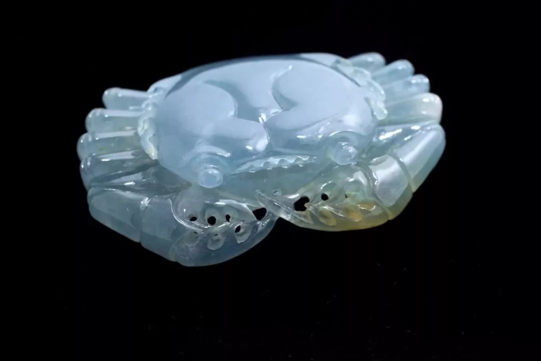 聊一聊翡翠螃蟹雕件