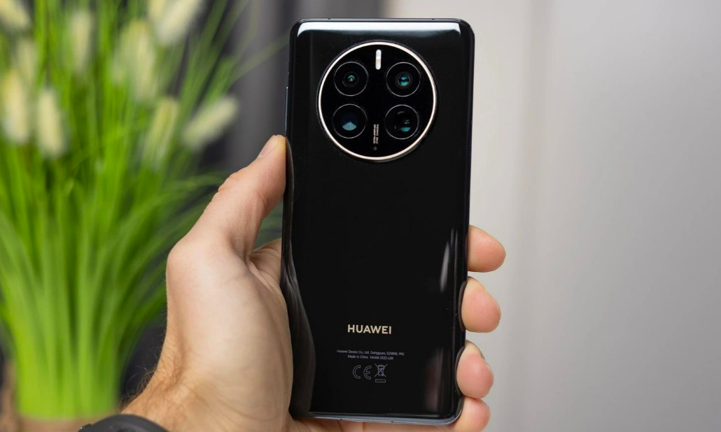 终于等到了,华为mate50pro突然宣布降1500元,还好没买早 - 科技资讯