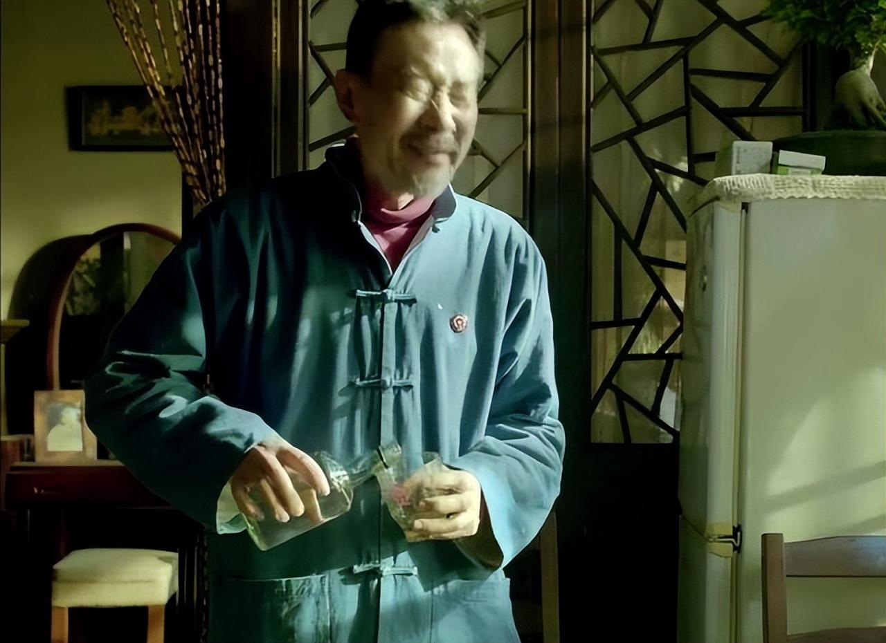 李雪健|老戏骨李雪健被指责霸占资源,都说不清台词了为啥还要演戏?