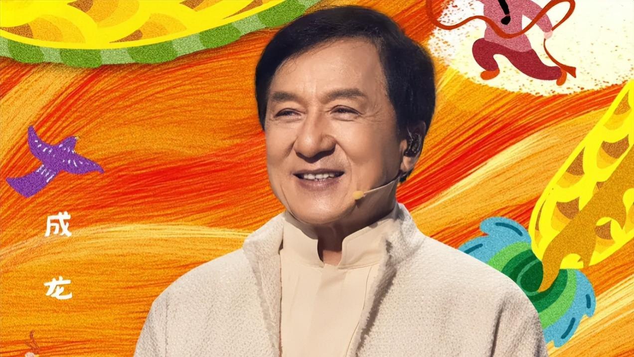 成龙自驾到河南录制春晚，4位导演迎接，下车的动作令人意外