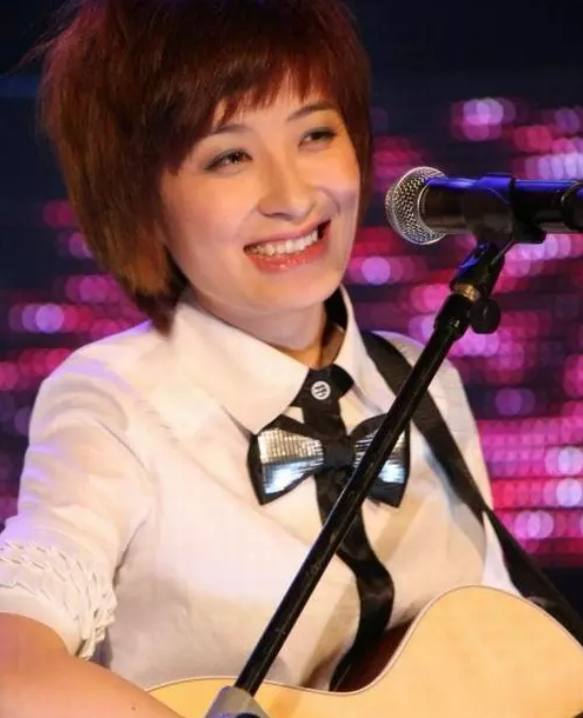 袁咏仪|带头网暴,辱骂导演,演唱会放录音,这些明星一个比一个离谱