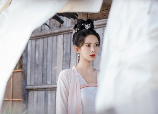 买超|2天5个瓜,事实证明,娱乐圈还是消停不下来