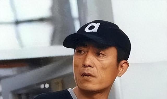 国师张艺谋发声：弃30岁巩俐选19岁陈婷，是因为我也有生理需求！
