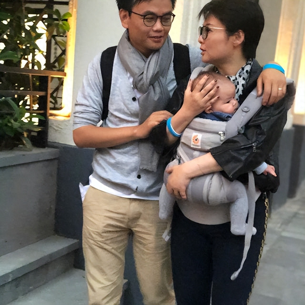 一个令人惋惜的传闻：袁立精神分裂了？网友：袁立活得太干净了！