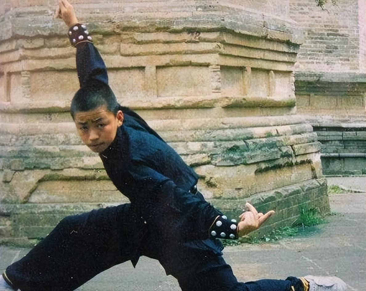 徐峥:我这辈子最后悔的一件事,就是用200万打发走了王宝强