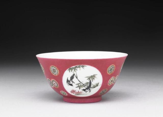 宝藏|揭秘御窑瓷器之美：千年皇家宝藏背后的纹饰奥秘