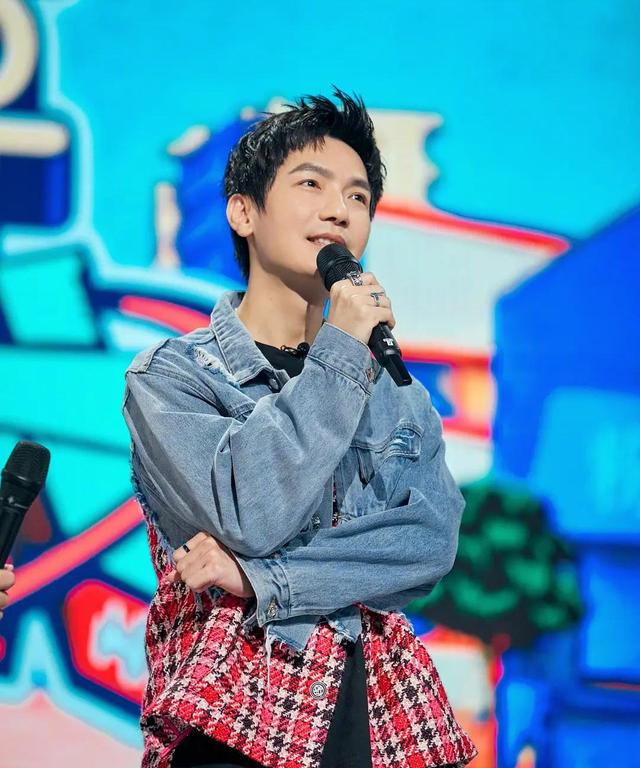 陈楚生|从“死亡歌姬”黄婷婷到陈楚生,娱乐圈吃人不吐骨头的资本有多毒