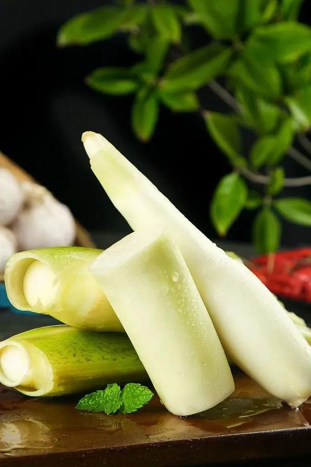 半盘拌黄瓜下肚竟进了ICU？夏天用这5种食材做凉拌菜，千万注意！