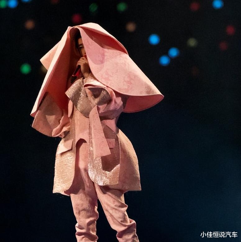 樊亦敏|粉丝也保不住了!33岁华晨宇“无地自容”,“永远的神”终成捧杀