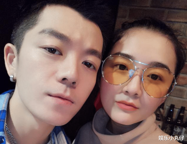 曝王栎鑫陪网红赚抚养费,每月给7位数送女上贵族学校,前妻回应