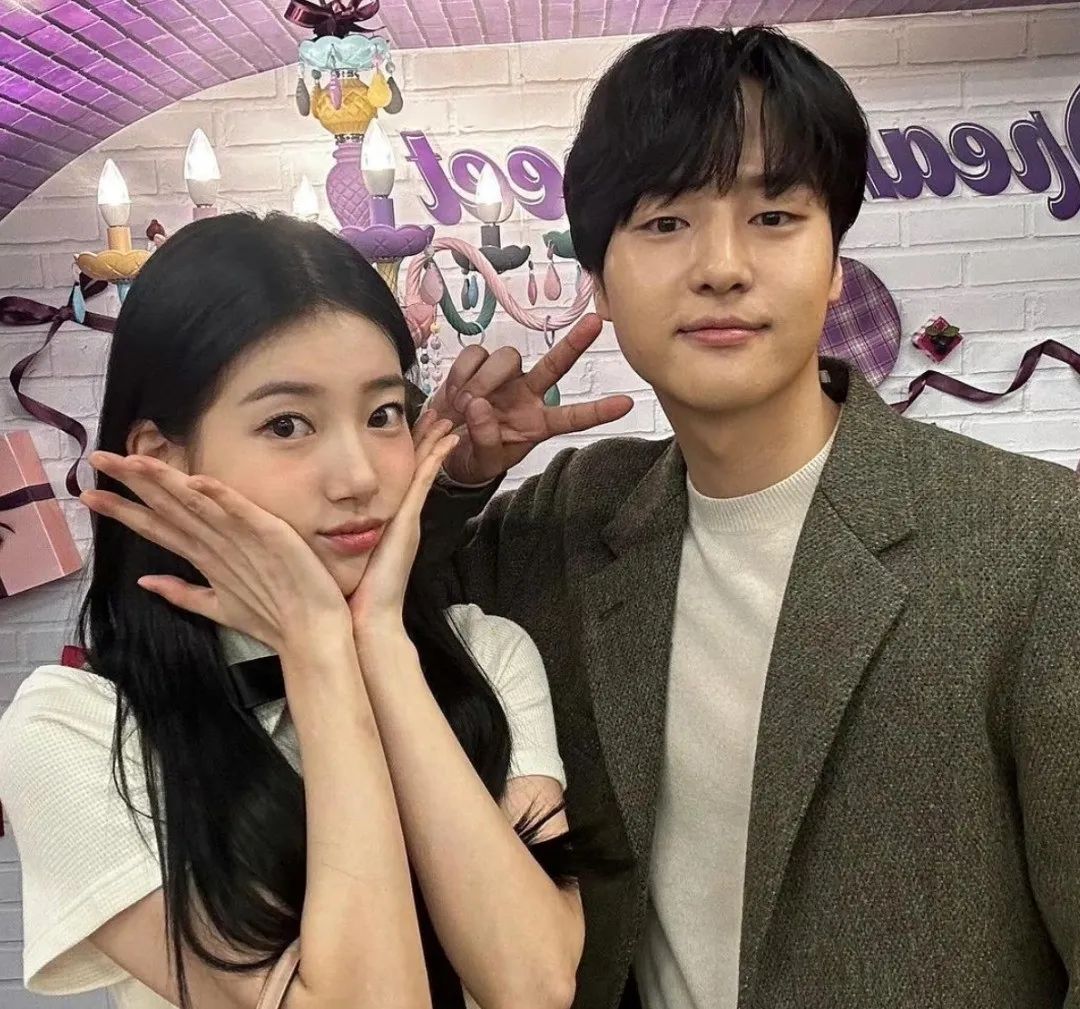 内娱抄她脸的都火了，她自己却沦落到和馒头脸普男拍烂剧？